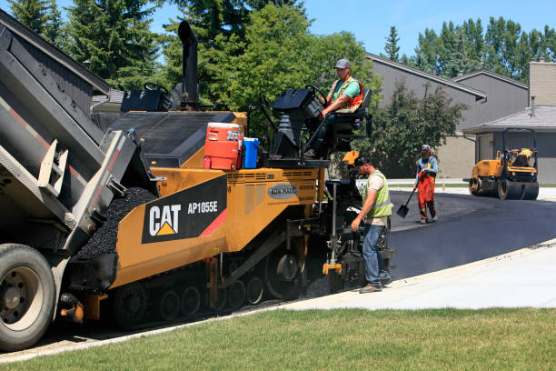 Best Driveway Paving Contractor  in Cumberland Hill, RI